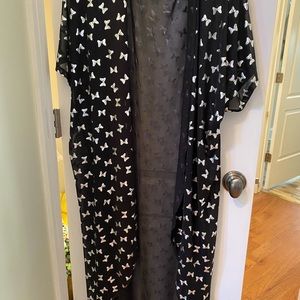 Disney Minnie Mouse Bows Black Duster Kimona